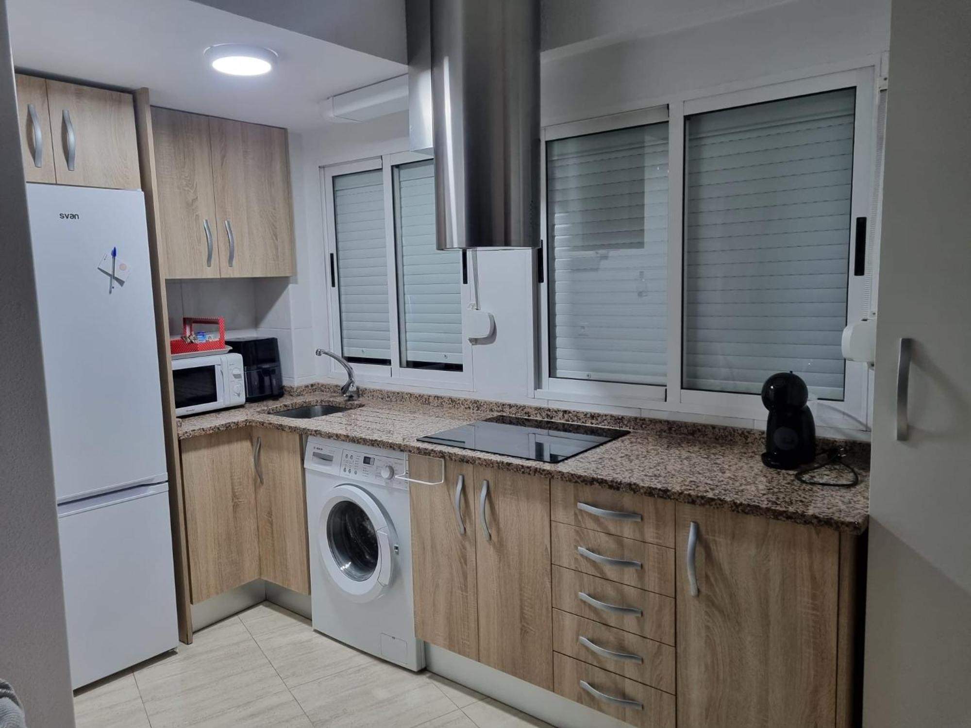 Nuevo Apartamento En Μπένιντορμ Εξωτερικό φωτογραφία