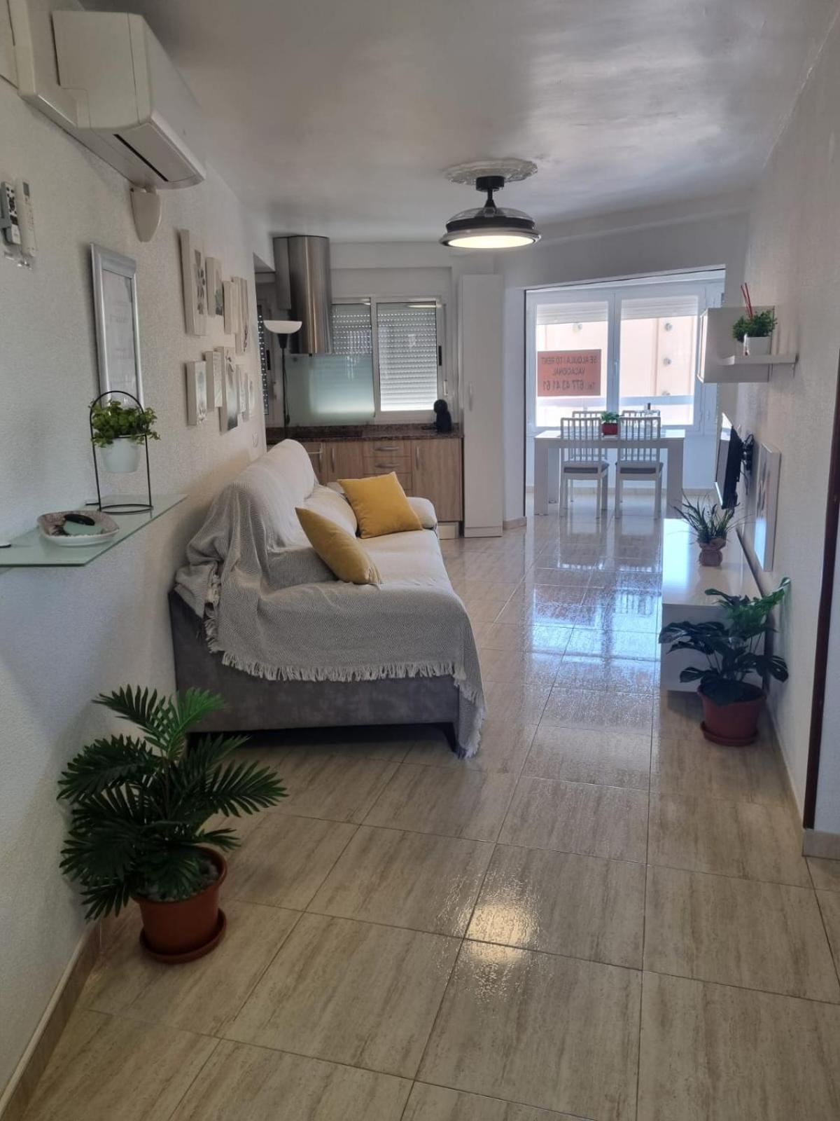 Nuevo Apartamento En Μπένιντορμ Εξωτερικό φωτογραφία